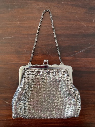 Whiting & Davis Co. Metal Silver Color Mesh Bag USA 2920