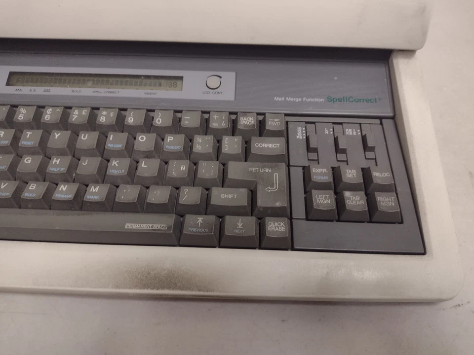 Máquina de escribir electrónica Panasonic KX-E2020 - Leer descripción Foto 4 de 4