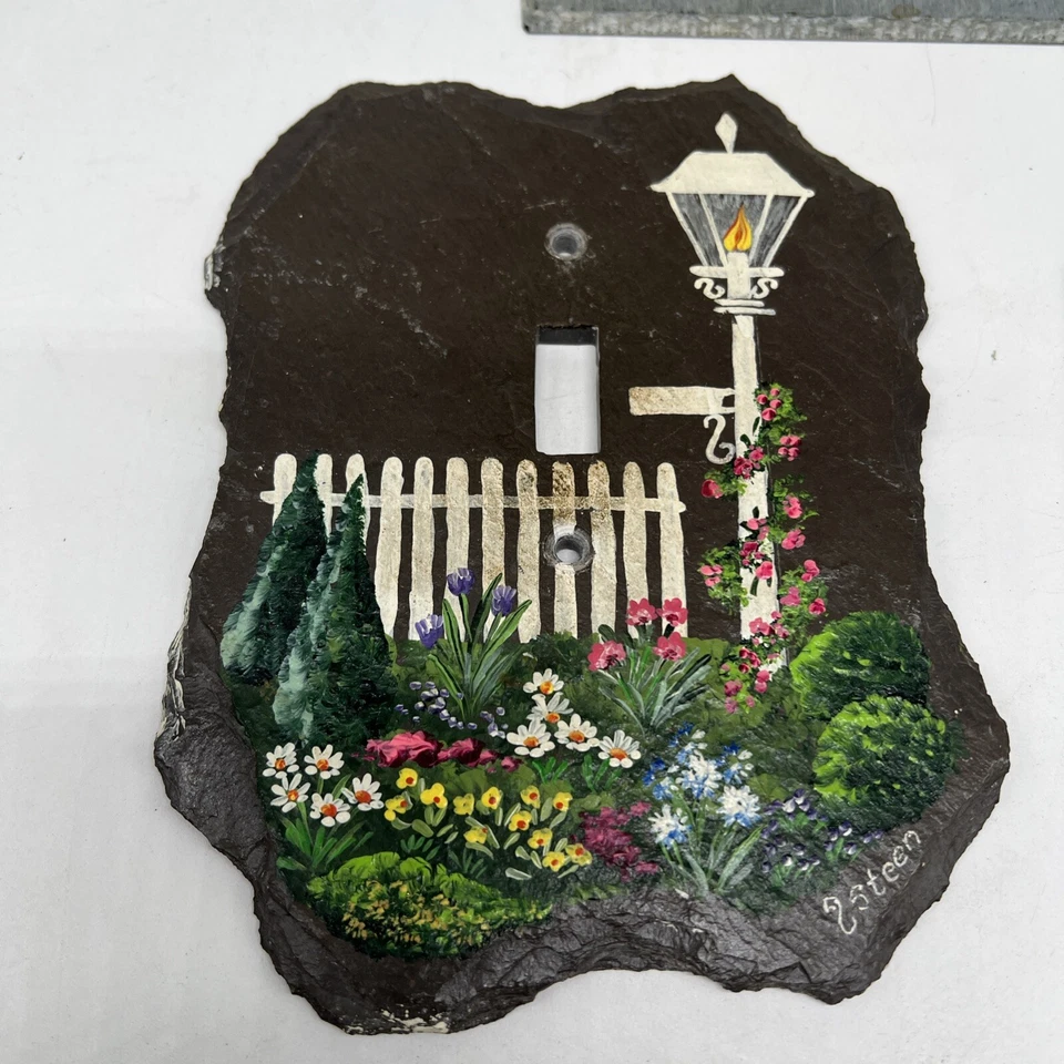 3 cubiertas de interruptor de luz de pizarra pintadas a mano flores y paisaje con un mirador Foto 2 de 4