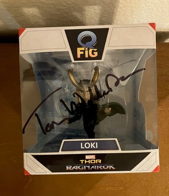  RARE Loki Q-Fig Quantum Mechanix signed by Tom Hiddleston Ragnarok JSA COA