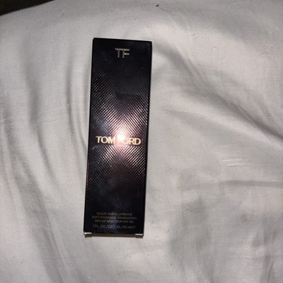 TOM FORD SHADE AND ILLUMINATE SOFT RADIANCE SPF 50 FOUNDATION 1 OZ / 30 ML NIB
