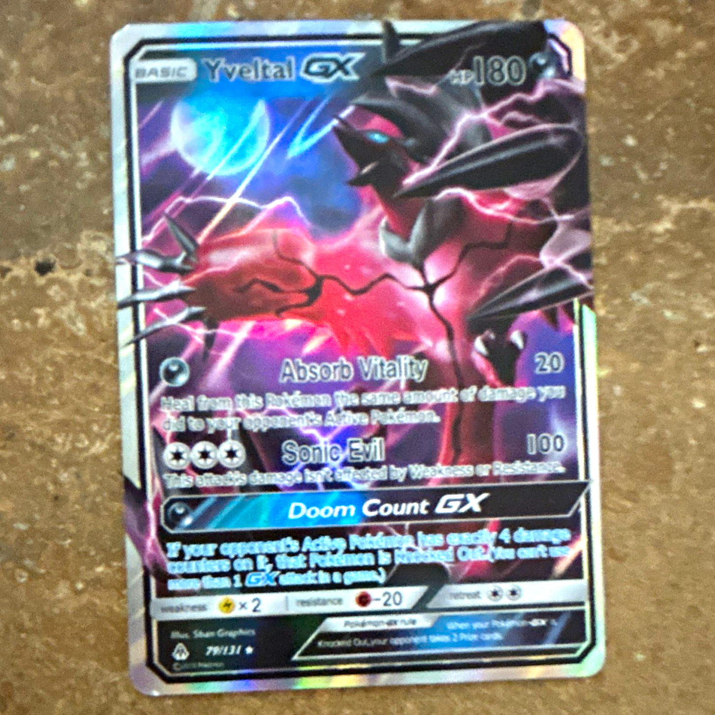 The Pokémon Company Yveltal GX Sm-Forbidden Light Holo Eng 79/131 HP 180 UR