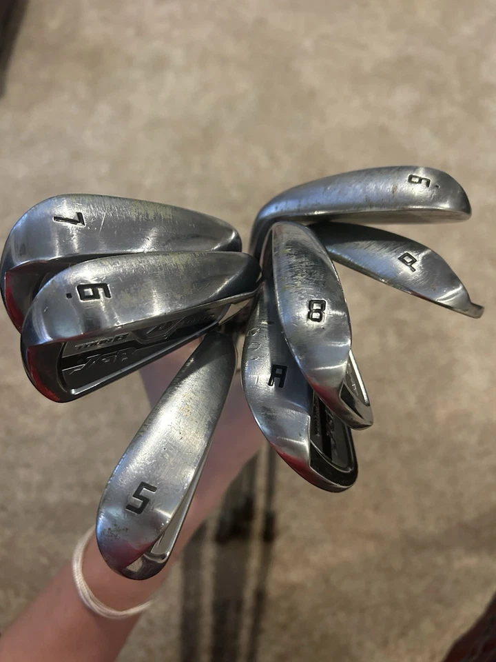 Bridgestone JGR Hybrid Forged Iron Set - Image 2 of 4
