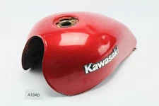 Kawasaki ZR 750 C Zephyr 1997 - Petrol Tank Fuel Tank Dent Dents A334D