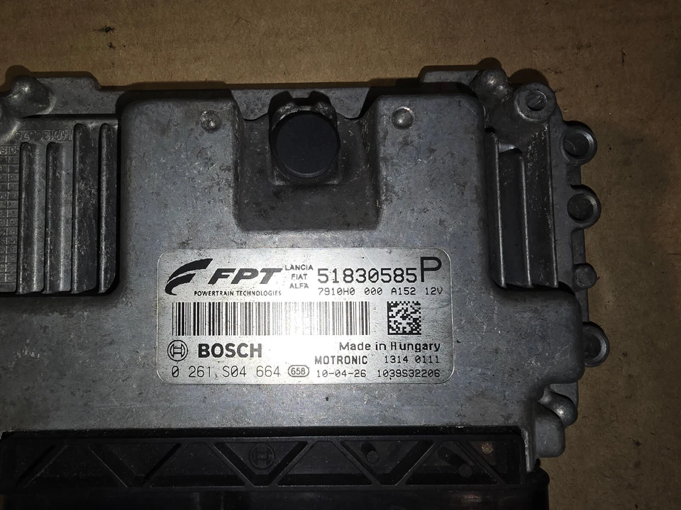 alfa romeo mito 1.4 petrol engine control module 51830585P - Image 3 of 3