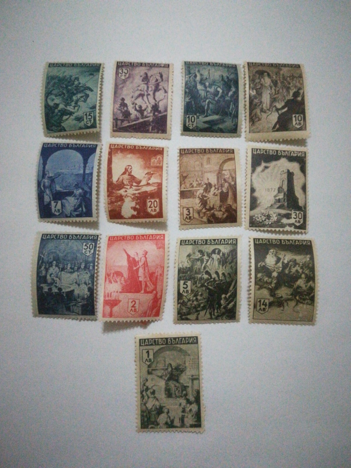 Foto 1 di 4