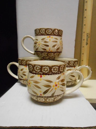 Temp-tations OLD WORLD Brown  4 Cups / Mugs  12 oz.