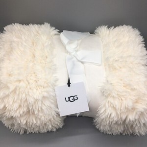 shaggy fur uggs
