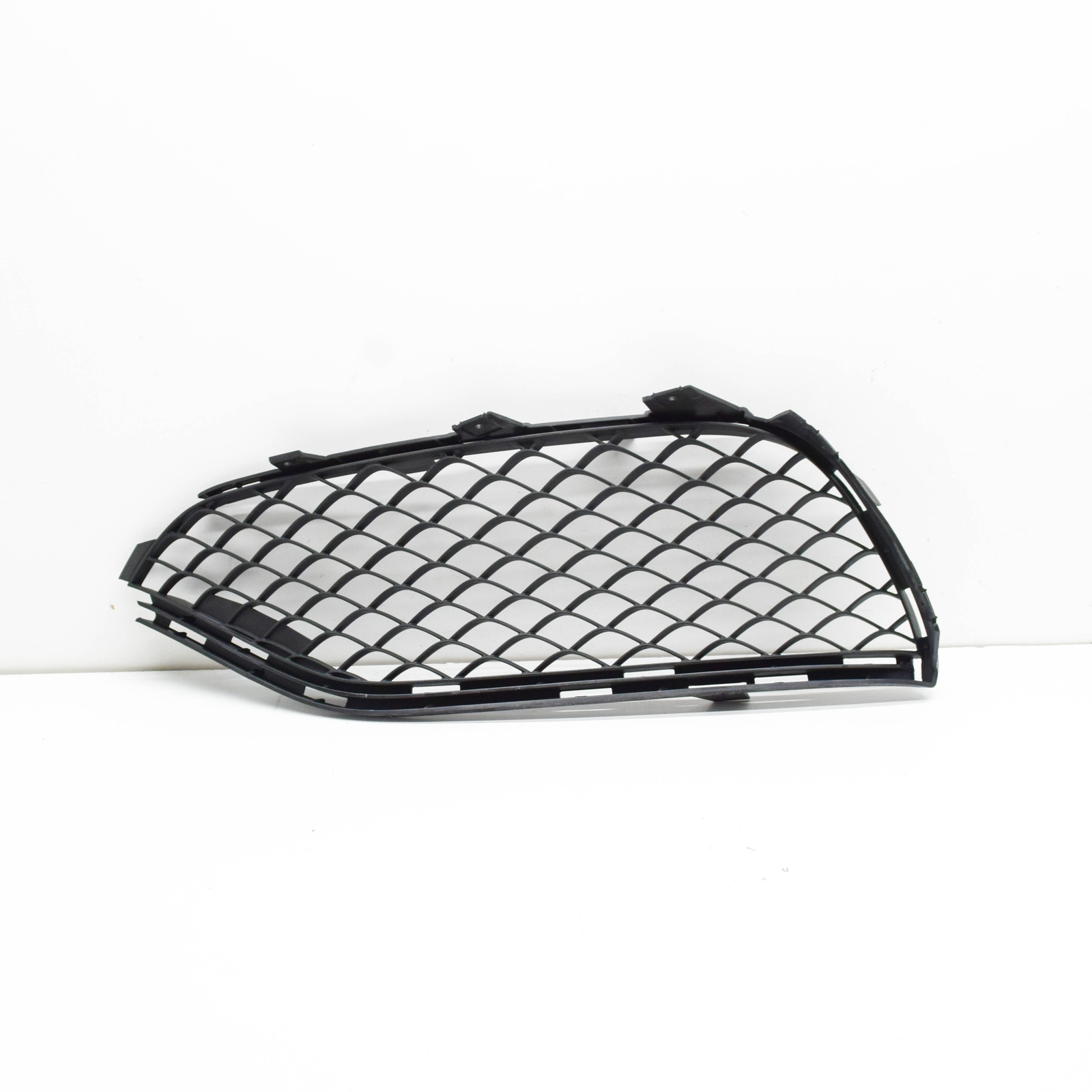 MB CLS C218 Front AMG Bumper Left Lower Grille A2188852522 2015