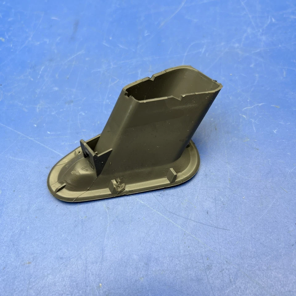 04-10 丰田 SIENNA DASH 左上空通风口除雾器 NOZZLE 原始设备制造商 — 第 3/4 张图片