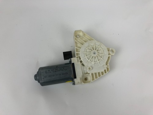 Volkswagen Golf Alltrack MK7 Vorne Rechts Seite Tür Fenster Motor 5Q4959802B