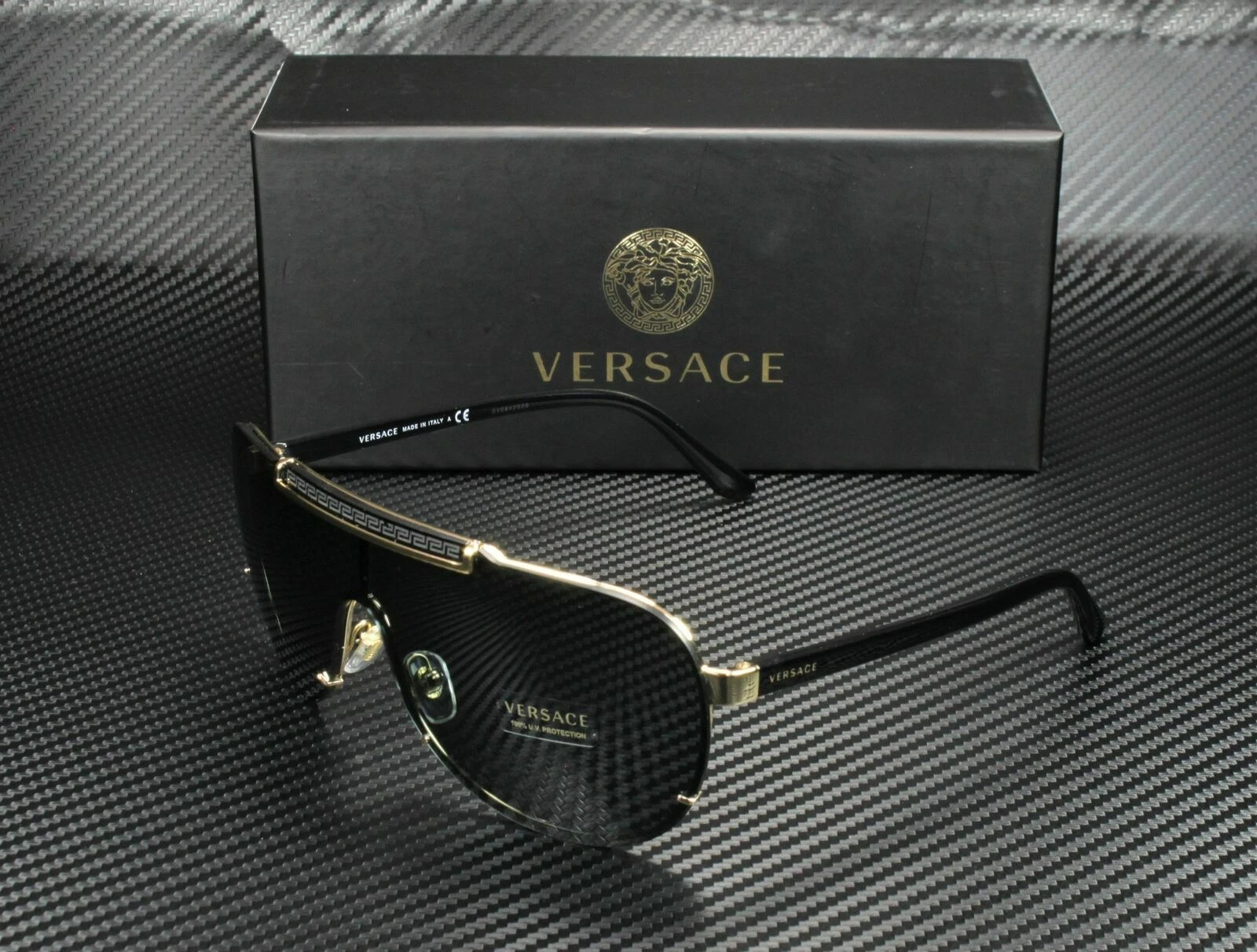 Ultimate 2025 Guide to Up to 30% Off Versace Fashion: What’s Worth Buying Now