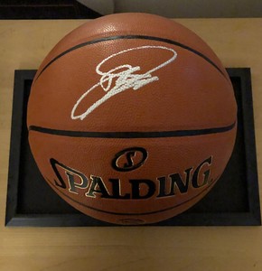 dirk nowitzki autographed basketball