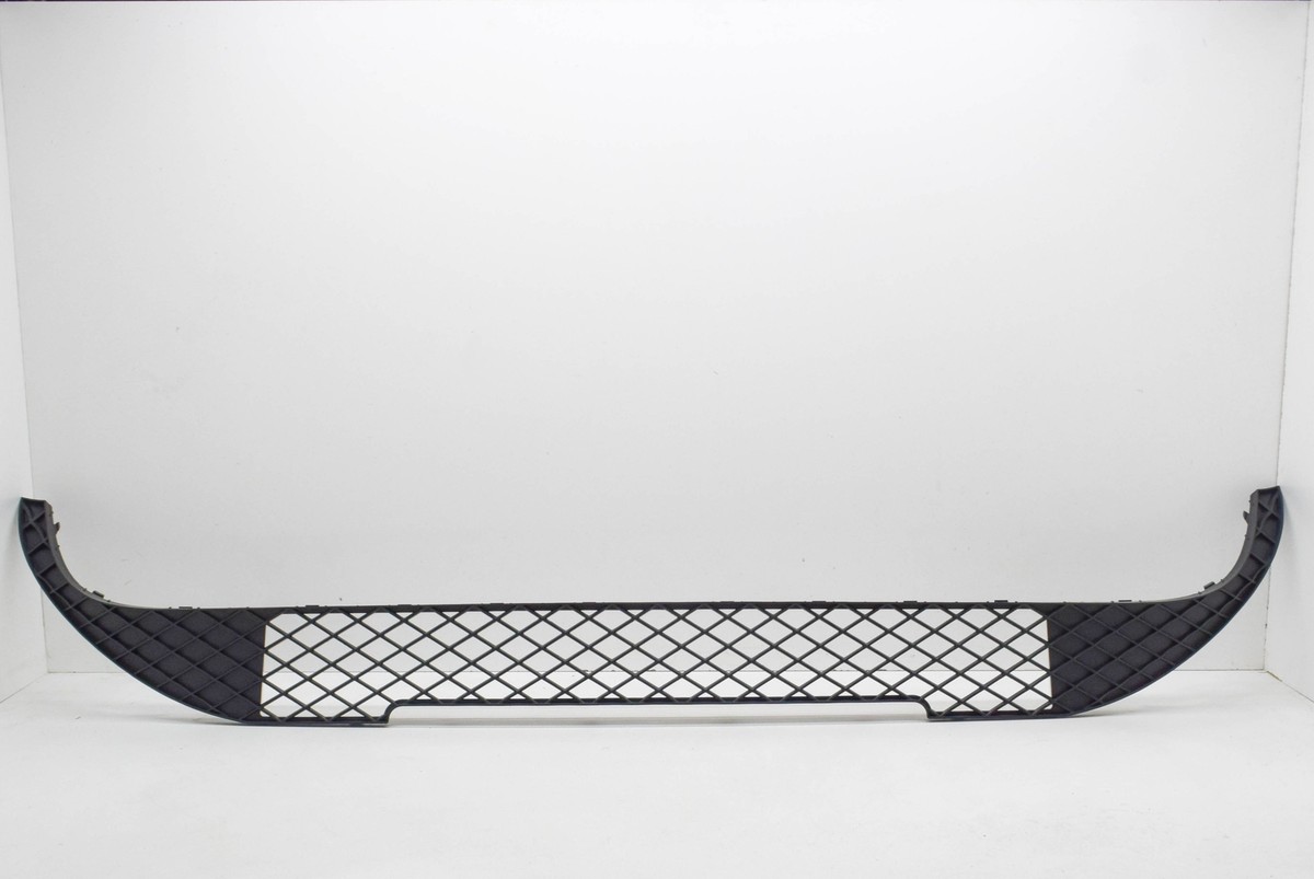 NEW MERCEDES-BENZ A W176 FRONT BUMPER LOWER GRILLE A1768850022