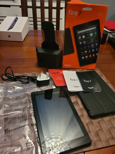 Amazon Fire 7 Tablet (9th Generation) 16GB - Picture 1 of 3