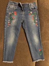 Mini Boden Girls Embroidered Floral Jeans Size 6Y Blue Raw Hem