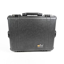 Pelican 1600 Hard Case, Interior 21.43 x 16.5 x 7.87" 385