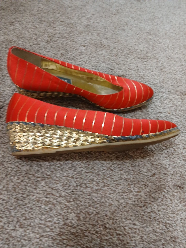 Cuñas tejidas satinadas a rayas rojas vintage Bally Morpia talla 38,5 Foto 4 de 4
