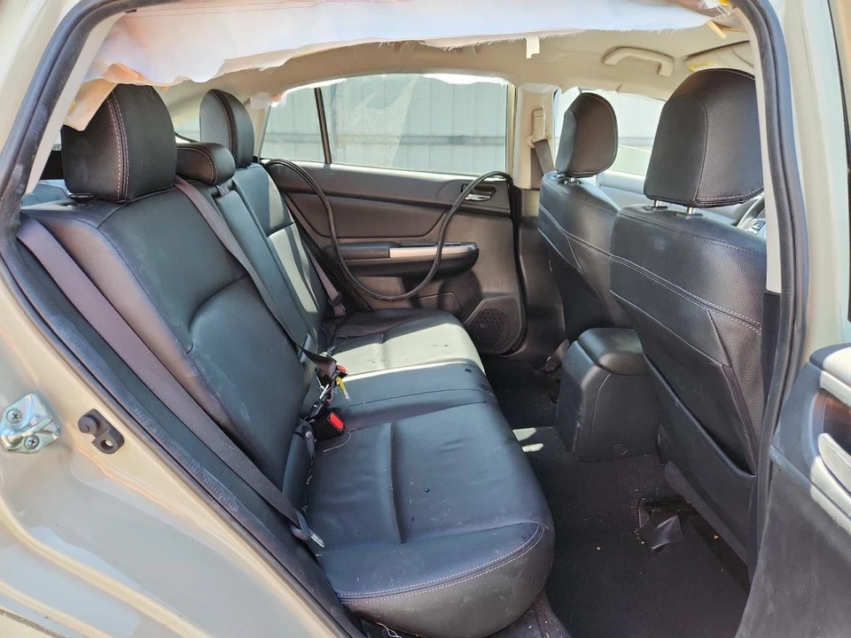 Used Driving Light fits: 2015 Subaru Xv crosstrek Fog-Driving bumper mounted 2.0 Foto 4 de 4