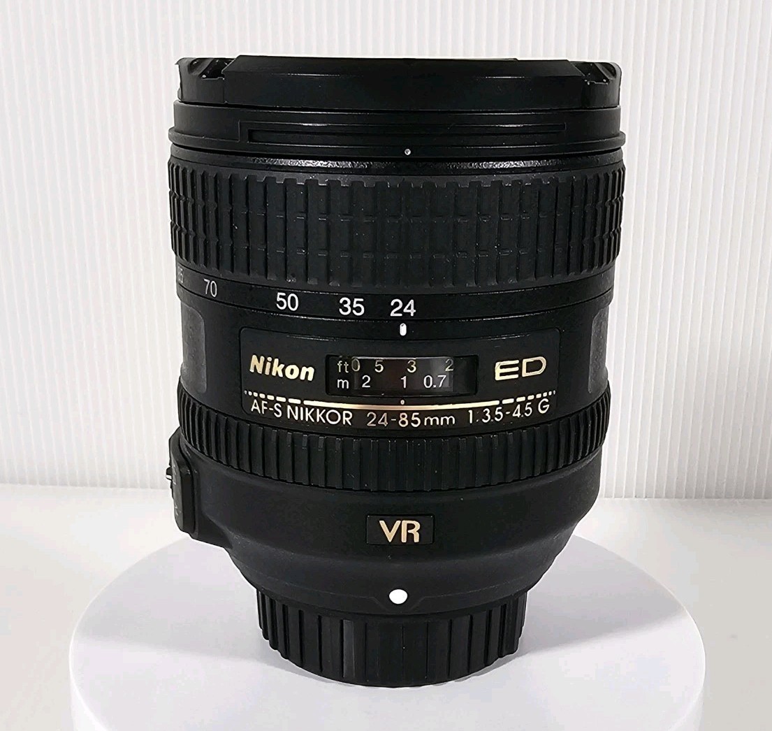 Nikon AF-S Nikkor 24-85mm f3.5-4.5 G ED IF VR Lens, Near-Mint