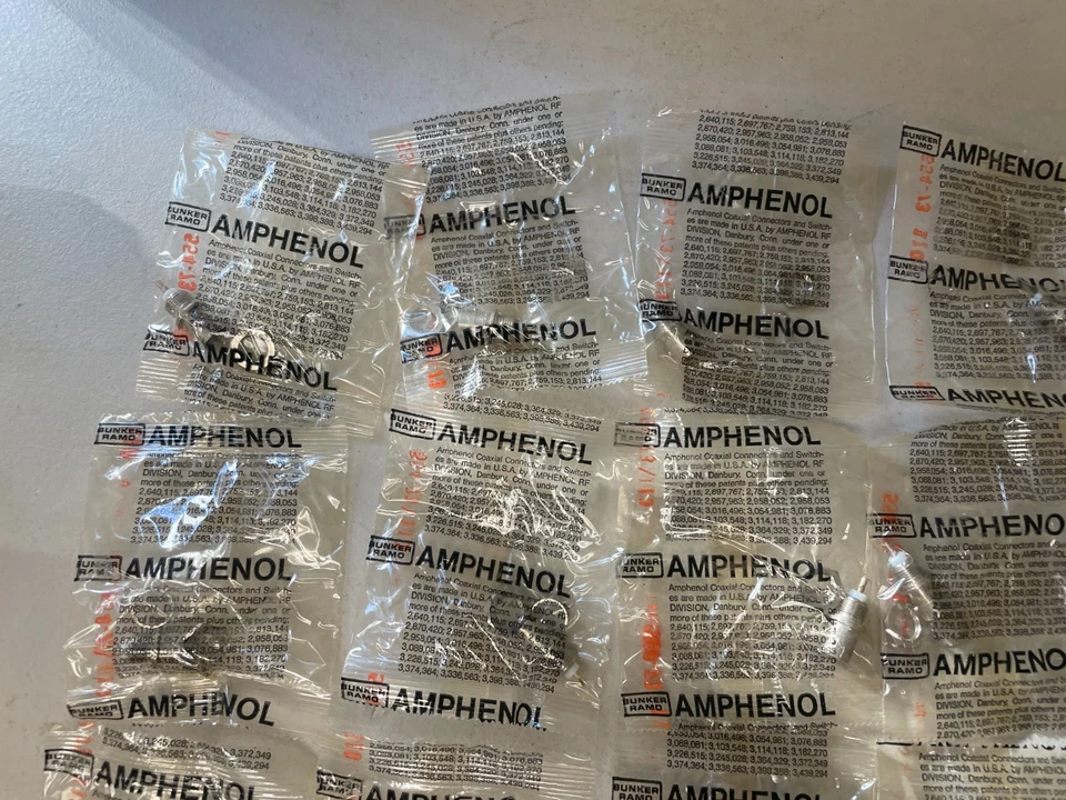 Vintage Lot of Amphenol RF Coaxial Connectors & Switch Plugs 75 Ohm - Image 2 of 4