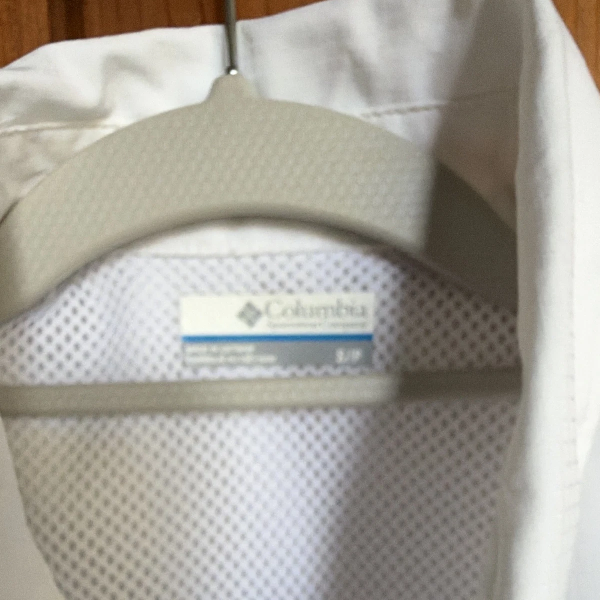 Camisa de pesca Columbia PFG para mujer blanca de malla ventilada con botones talla S