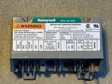 Honeywell S8910U1000 Universal Hot Surface Ignition Module-New Old Stock