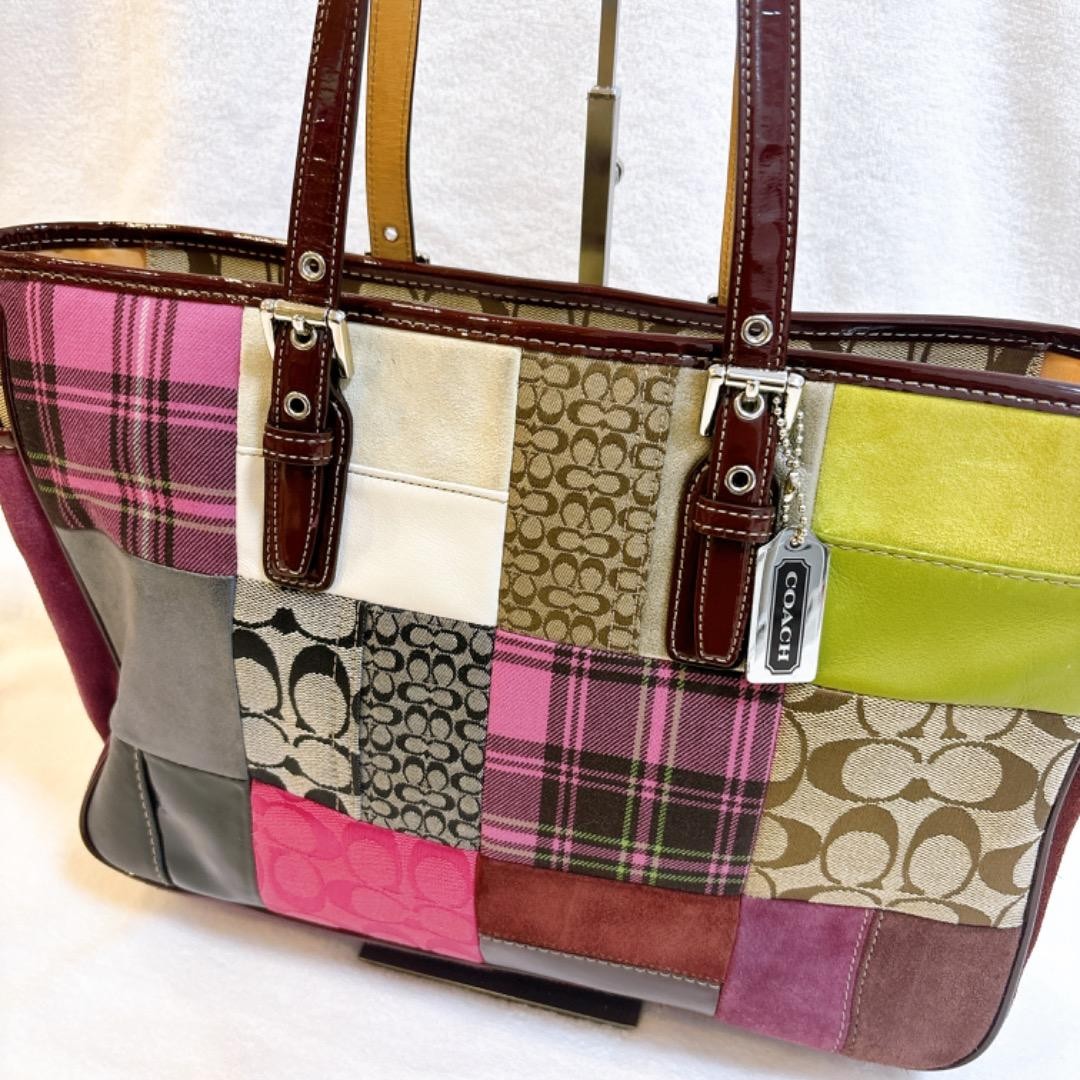 Beautiful Condition Rare COACH Patchwork Tote Bag… - image 3