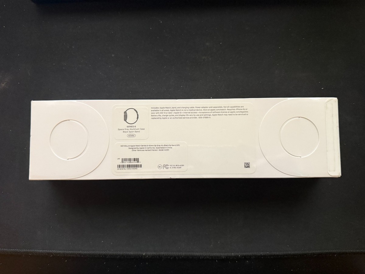 Apple Watch Series 6 40mm Space Gray Aluminum Case with Black