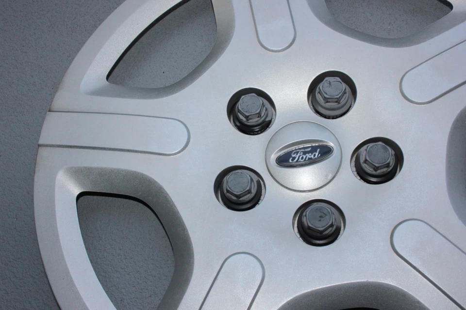 Ford Freestar 2004-2007 16" tapacubos cubierta de rueda 3F23-1130-AC Foto 2 de 4