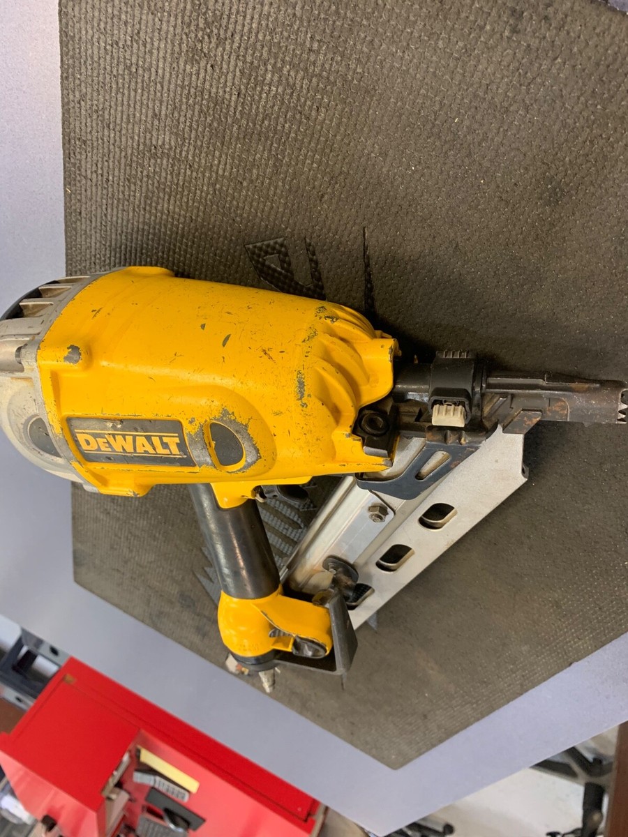 デウォルト(dewalt) 2x4 釘打ち機 D51823 $_57.JPG?set_id=880000500F
