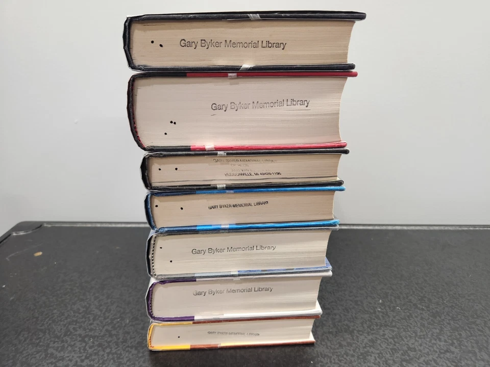 (7) Laurell K Hamilton Anita Blake Vampire Hunter HC Books Lot 1st Editions ~ VG - Image 2 of 4