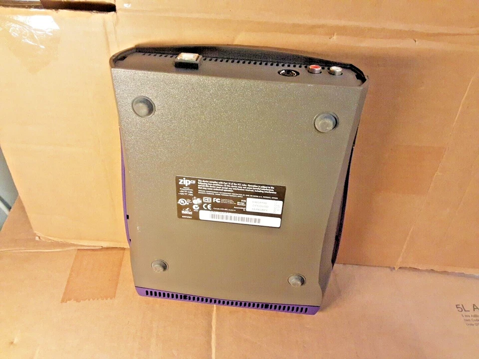 Iomega ZIPCDUSB ZIP CD 650 CD-R/RW External USB Drive CD-ROM ONLY, NO PSU - Image 3 of 4