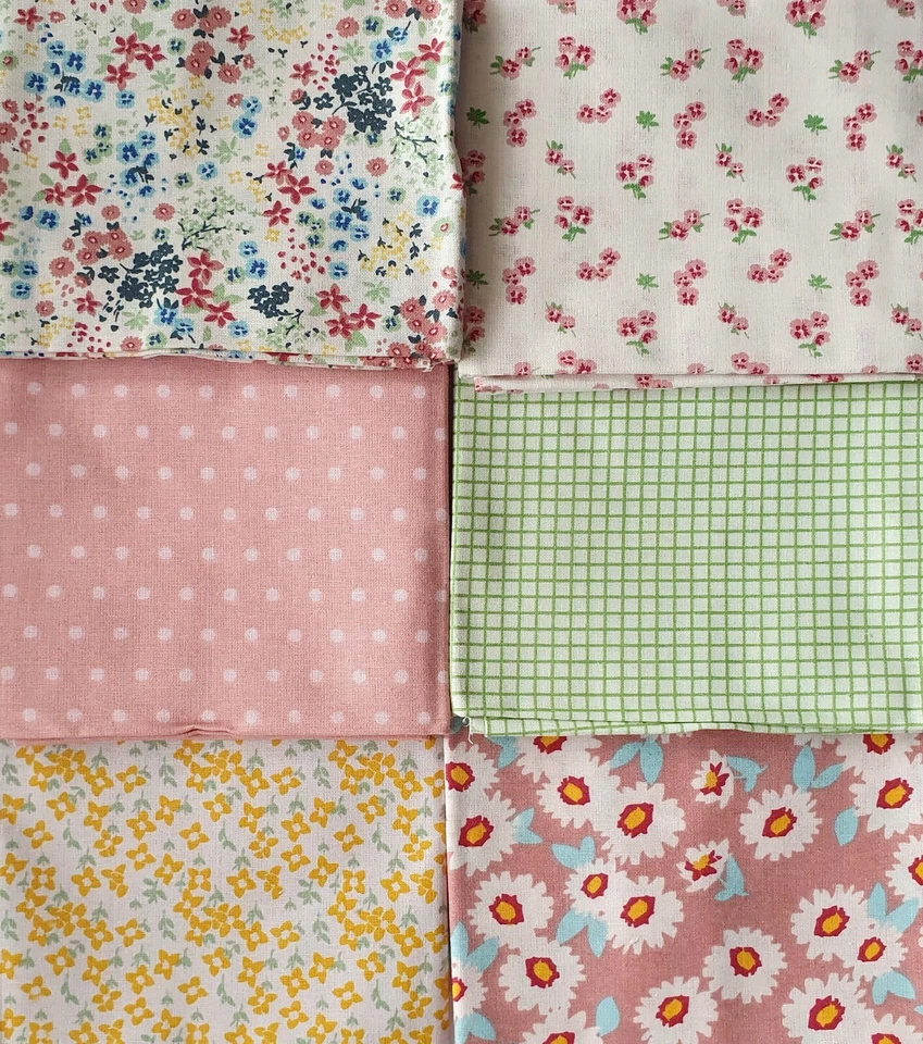 Ditsy Floral Fat Quarter 100% Cotton Fabric Nursery, Patchwork Cushion, Facemask