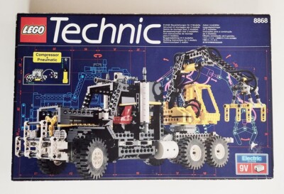vintage LEGO Technic 8868 Air Tech Claw Rig with instructions and box, RARE 