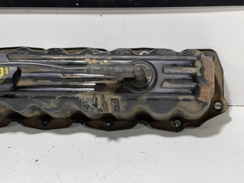 97-06 Jeep Wrangler TJ 4.0 OEM Steel Engine Valve Cover 6 Cylinder CC 49 - Image 4 of 4