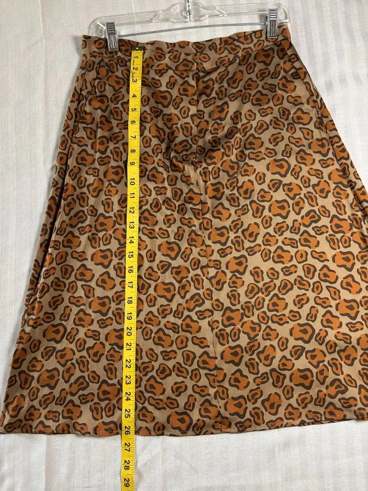 Falda para mujer Tucker NYC estampado animal seda con bolsillos y cremallera talla grande Foto 4 de 4
