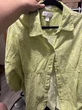 CJ Banks 2X lime green floral print button-down shirt Women’s 3/4 Sleeves