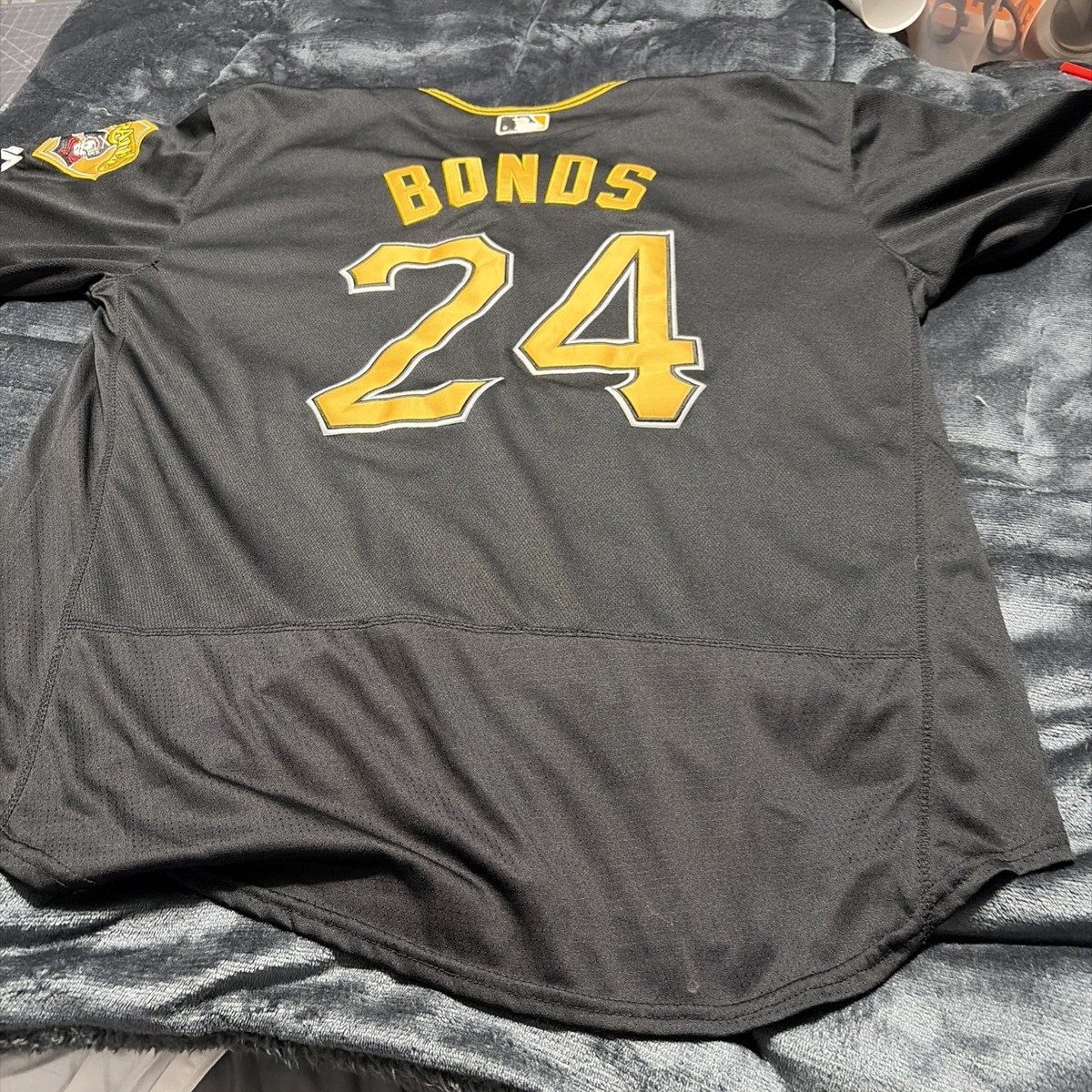 27x32” Rare Majestic Vintage Barry Bonds Pirates Black Jersey sz
