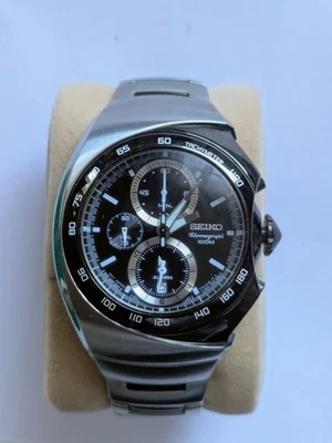 Sportlicher Chronograph von Seiko Alarmuhr  Datumsanzeige Neuwertig - Bild 1 von 3