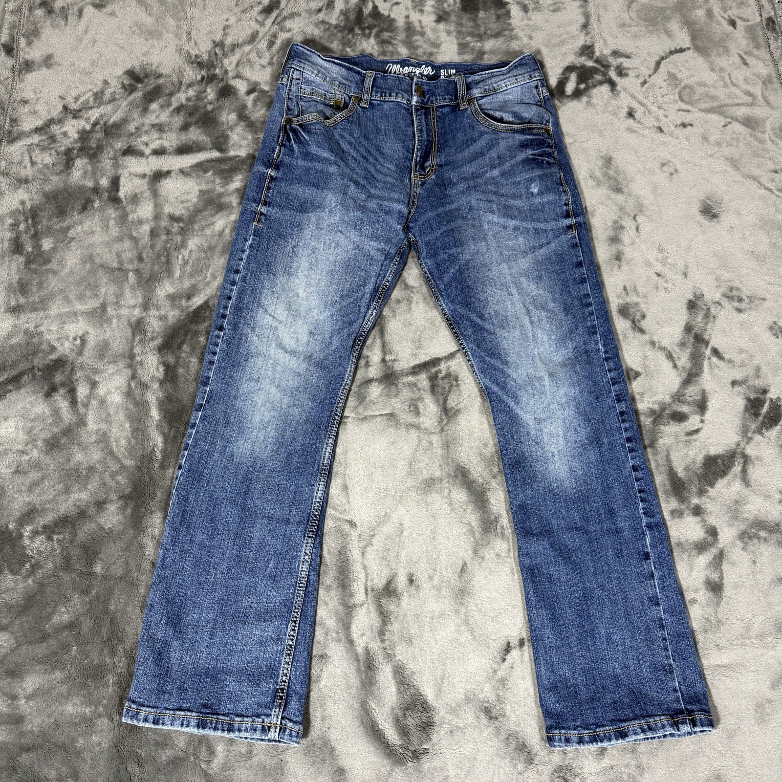 Mens 32x30 Blue Denim Dark Wash Slim Fit Boot Cut Cowboy