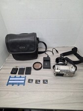 Olympus C-770 Ultra Zoom Digital Camera Bundle 4MP 3x xD Cards 256MB Reader Case