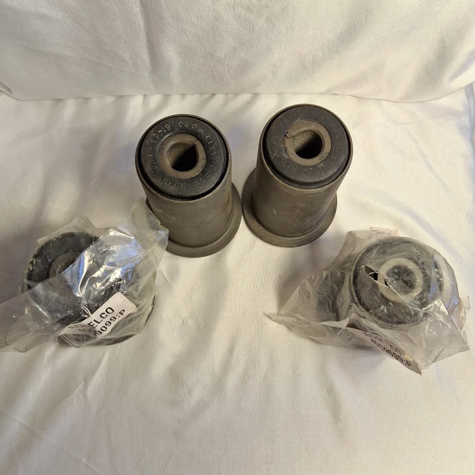 4pcs Control Arm Bushing Kit Front Lower for Chevy Express 1500 GMC Yukon 95-99 - Image 2 of 2