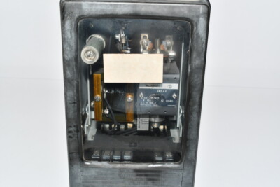 Westinghouse SVF-1 Auxiliary Relay 120v-ac 1961845 120V W/ Enclosure 