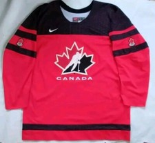 NIKE IIHF  CANADA NATIONAL TEAM AUTHENTIC HOCKEY JERSEY IN SIZE XXL