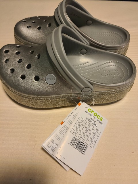 crocband platform metallic clog