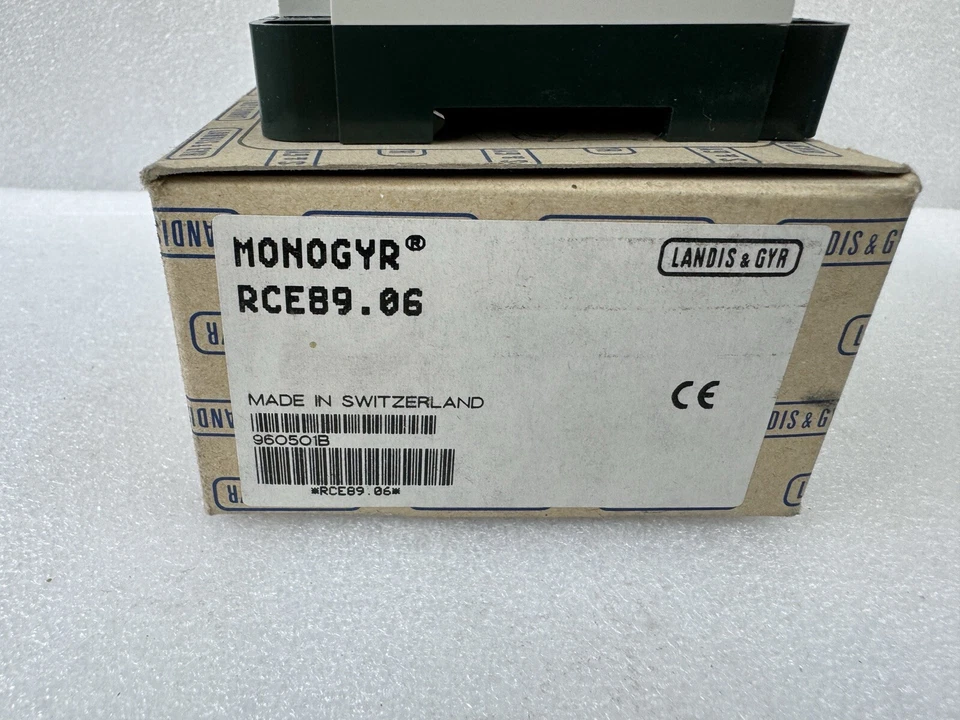 Landis & Gyr Monogyr RCE89.06 Room Temperature Controller Siemens - Photo 2/4