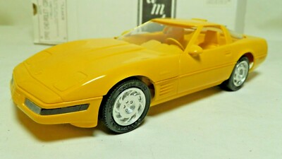 AMT/ERTL Number 6575, '92 Corvette ZR1 Yellow, NEW In Box, Excellent