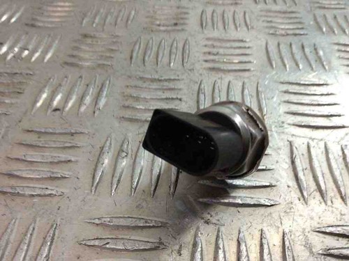 BMW 1 E87 Kraftstoffdrucksensor 7537319 3.00 Petrol 2004 31016258