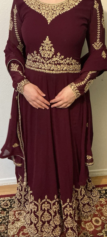 Women's Burgundy/Gold Chiffon Maxi Dress Long Sleeve Embroidered Beaded Zip